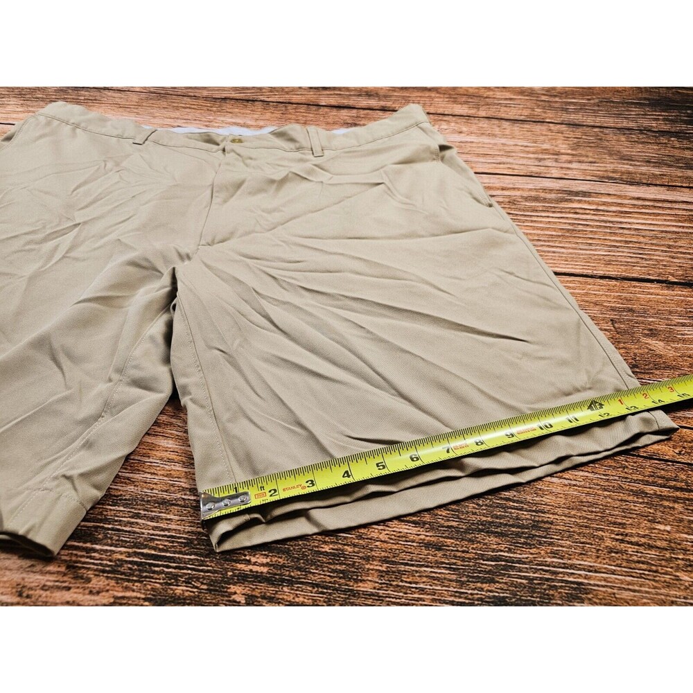 NWT PGA Tour Chinchills Mens 42 UPF50+ Golf Shorts Moisture Wicking Beige - Picture 8 of 10